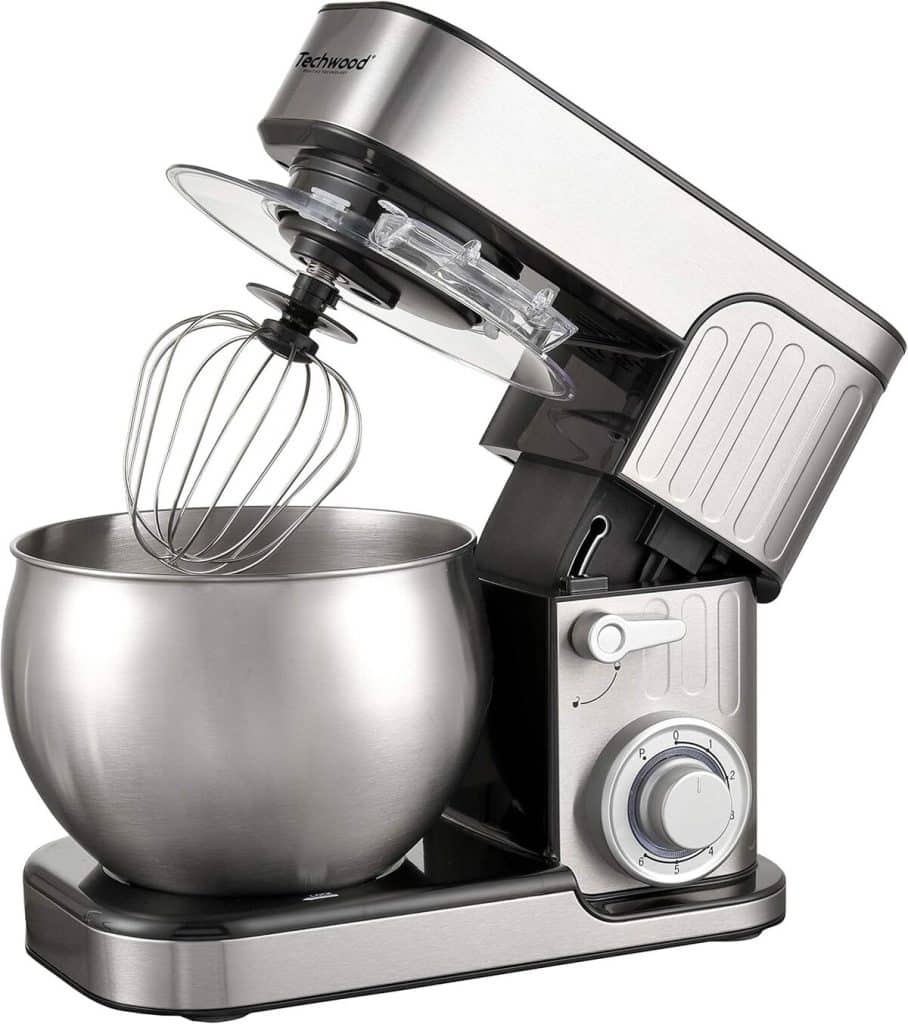 Test du robot pâtissier Techwood TRO-1600 : puissance et multifonctions