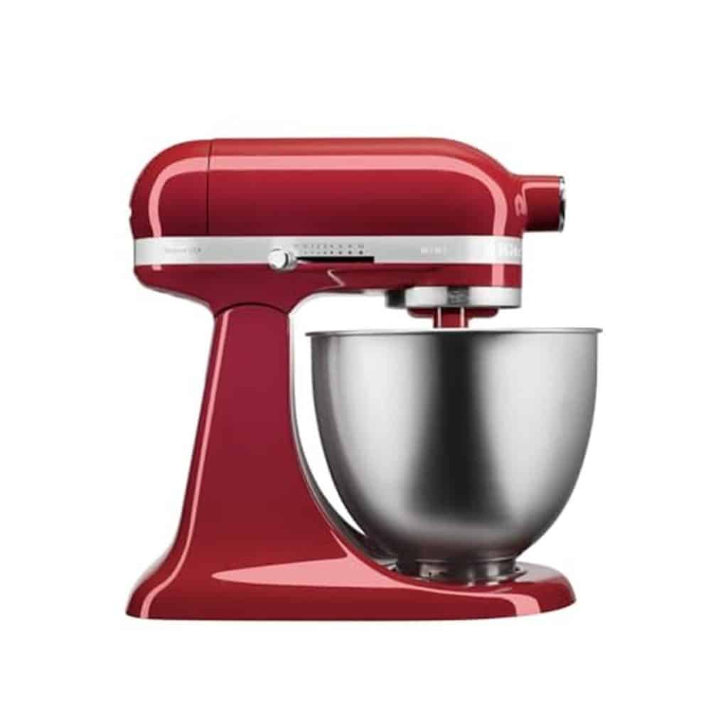 Test du KitchenAid Artisan 5KSM3311XEER Empire rouge : performance et design en cuisine