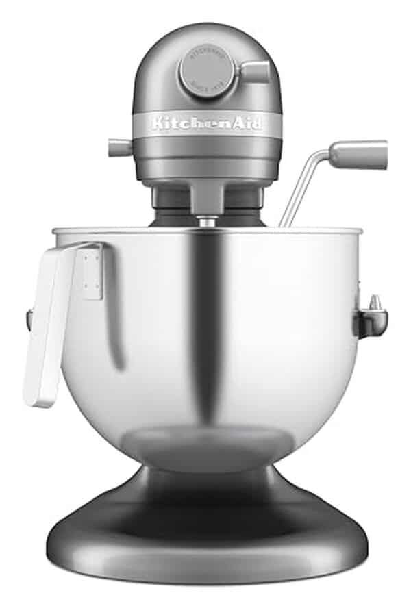 Découvrez notre test détaillé du robot pâtissier KitchenAid Heavy Duty 6, 6L : performances, efficacité et avis pour vos préparations culinaires. 