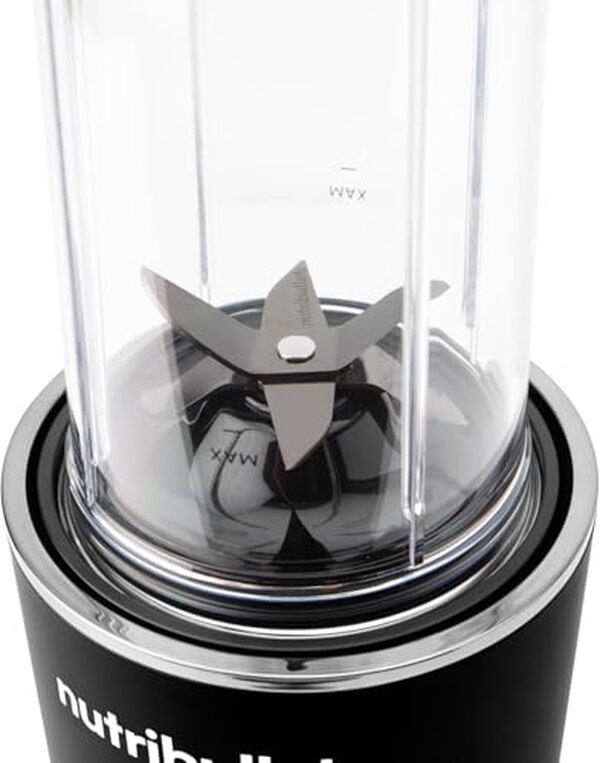 Découvrez notre test complet du blender nutribullet Ultra NB1206MB avec ses 1200W de puissance. Performances, avantages et avis détaillé pour bien choisir votre blender. 