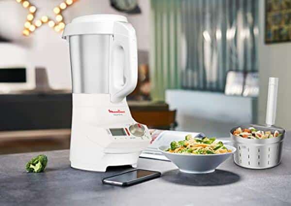 Découvrez notre test détaillé du Moulinex Soup & Co, un blender chauffant performant de 1100W avec capacité de 1, 8L. Avis, caractéristiques et prix.