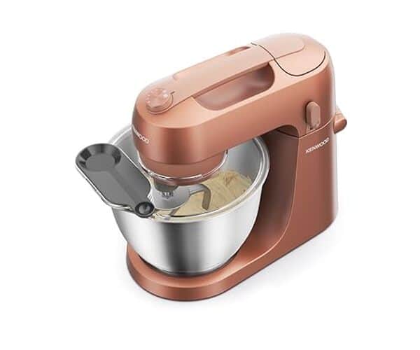 Découvrez notre test détaillé du robot pâtissier compact Kenwood Go KZM35.000RD avec bol de 4 litres : performances, fonctionnalités et avis clients pour bien choisir votre robot de cuisine.