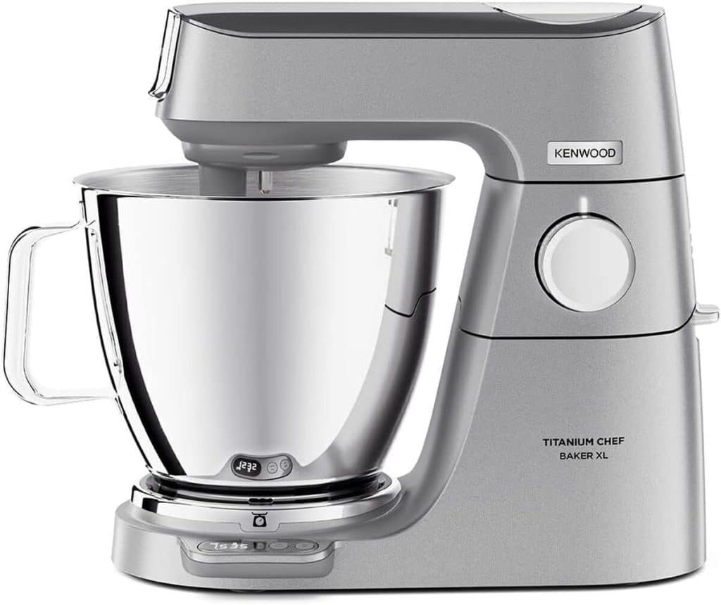 Test du Kenwood Titanium Chef Baker XL : puissance 1200W et balance intégrée